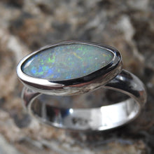 Load image into Gallery viewer, AUSTRALIAN OPAL RING