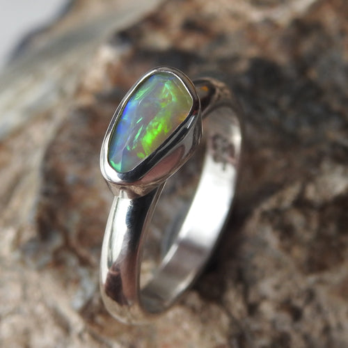 AUSTRALIAN OPAL