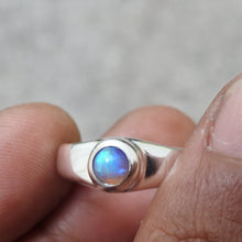 Load image into Gallery viewer, AUSTRALIAN OPAL RING