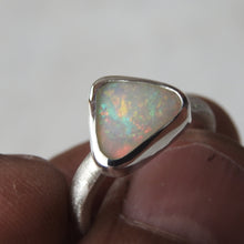 Load image into Gallery viewer, AUSTRALIAN OPAL RING