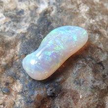 Load image into Gallery viewer, LIGHTNING RIDGE OPAL